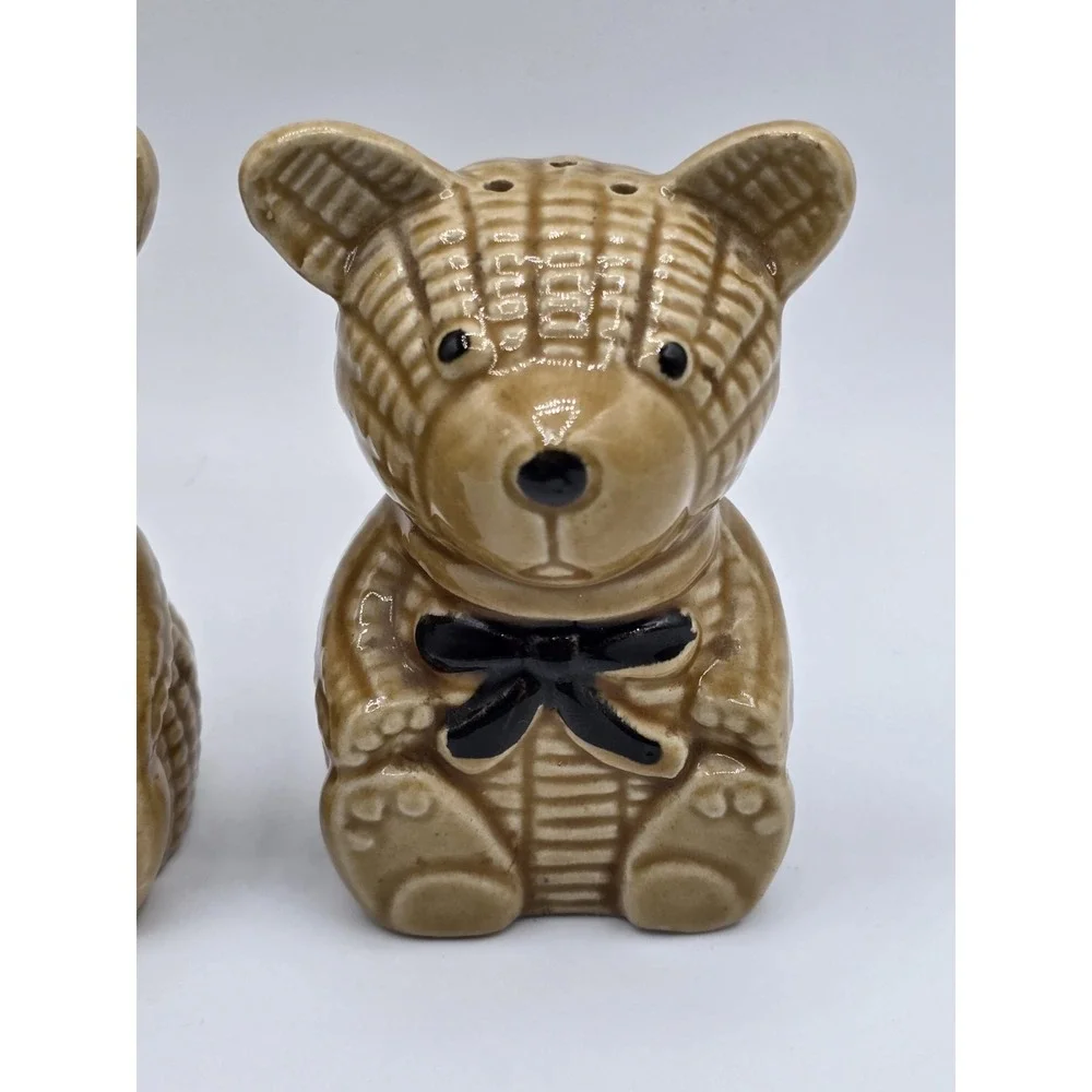 Vintage Ceramic Teddy Bear Salt Pepper Shakers Brown Quilted Look With Black Bow
